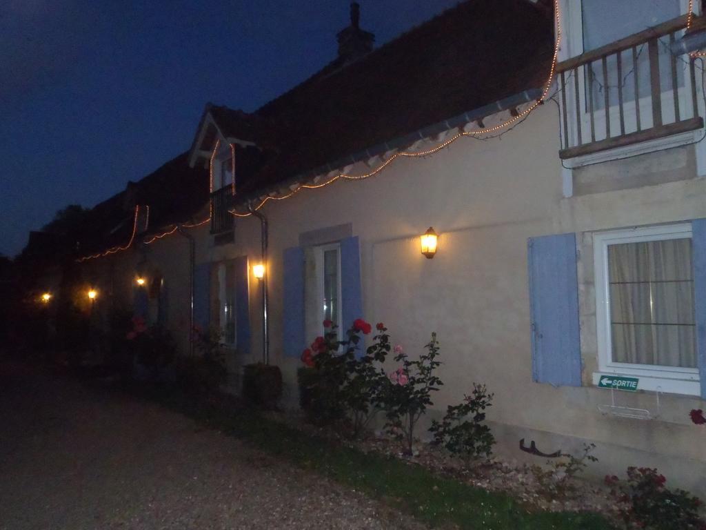 Chambres D'Hotes Du Domaine De Jacquelin Saint-Germain-du-Puy Eksteriør billede