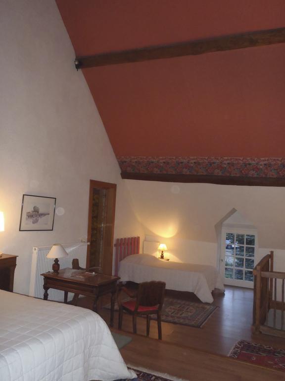 Chambres D'Hotes Du Domaine De Jacquelin Saint-Germain-du-Puy Eksteriør billede